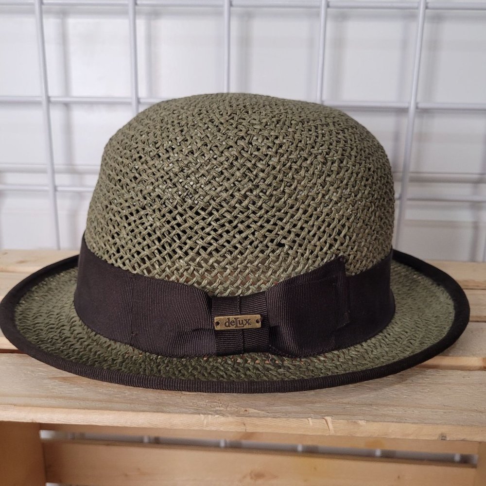 Delux Green Straw Cloche Hat size 7 1/8 Medium - Picture 3 of 7